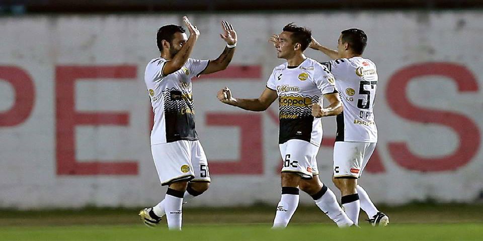 Dorados amenaza con amargar el centenario de Atlante