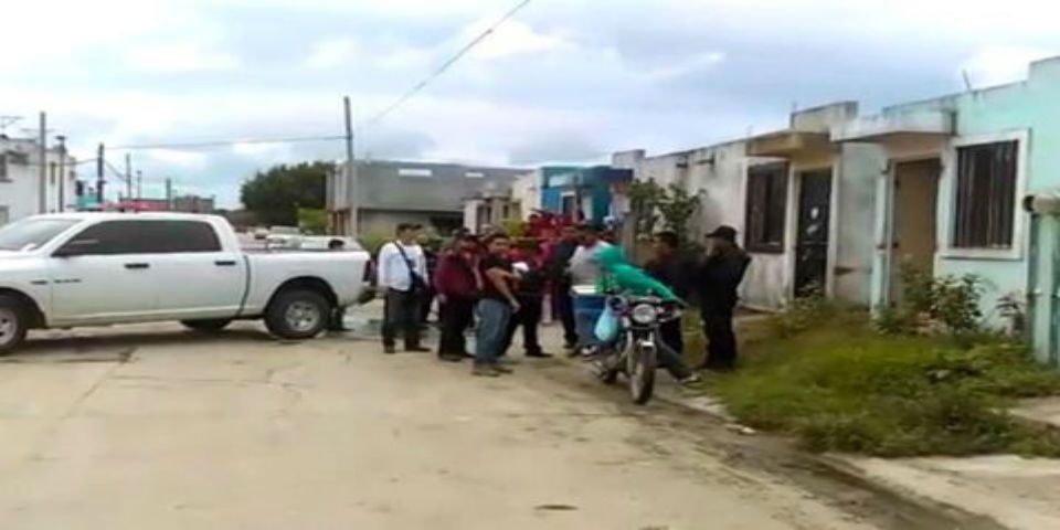 Hombre drogado mata a su familia