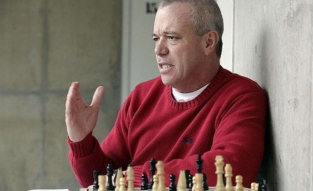 Asaltan a exsicario de Pablo Escobar - el-popeye