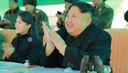 Reaparece en público esposa de Kim Jong-un Reaparece en público esposa de Kim Jong-un