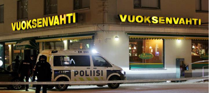 Joven mata a dos periodistas y una consejera en Finlandia