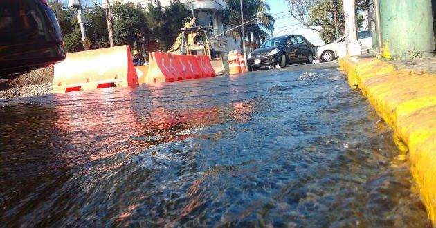 Alertan por escasez de agua en 30 años - fuga-gustavo-a-madero