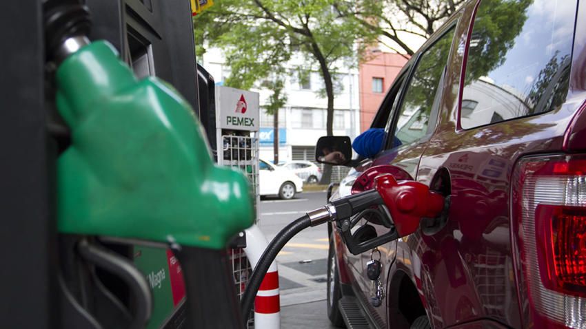 Precio de gasolina podría llegar a 30 pesos: UNIDEM - gasolina-2
