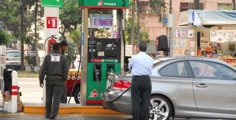 ¿Quiénes votaron a favor del alza al precio de la gasolina? - gasolinas