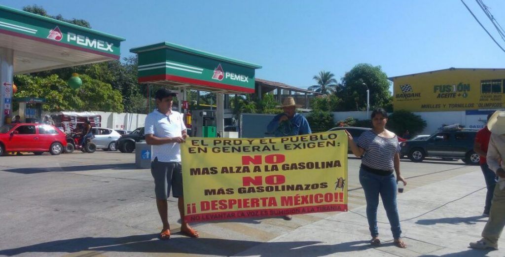 Protesta en gasolinera en Acapulco por alza en precios - gasolineras-1024x521