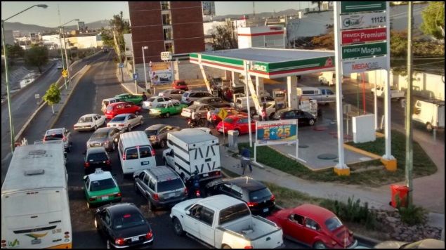 Combustible en León alcanza 22 pesos por litro