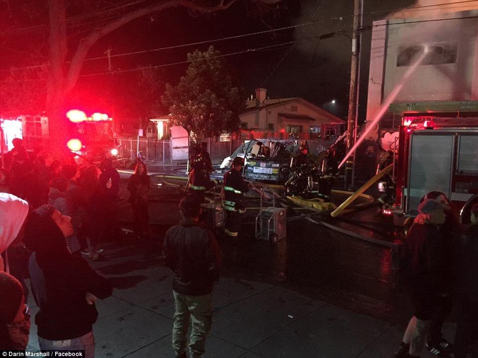 Video: hasta 40 muertos tras incendio en Oakland - incendio-Oakland-5