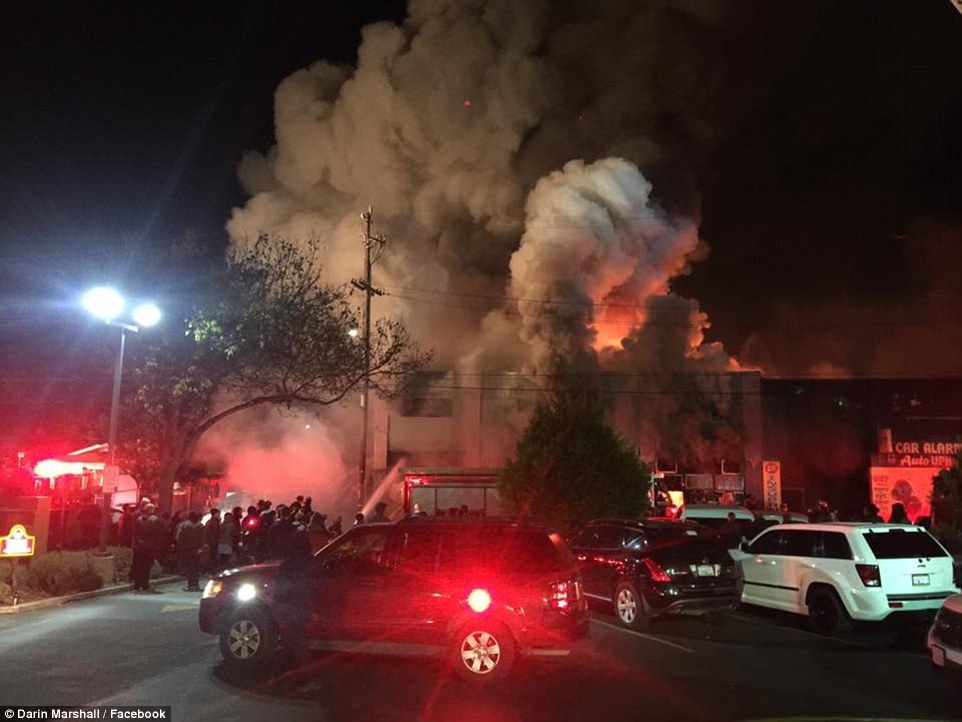 Video: hasta 40 muertos tras incendio en Oakland