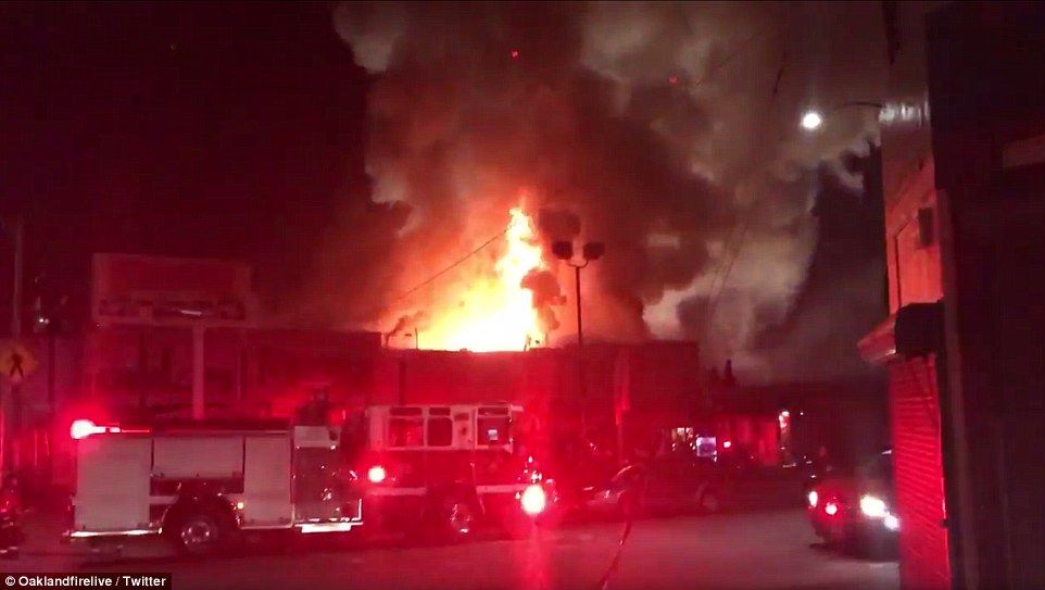 Video: hasta 40 muertos tras incendio en Oakland - incendio-Oakland