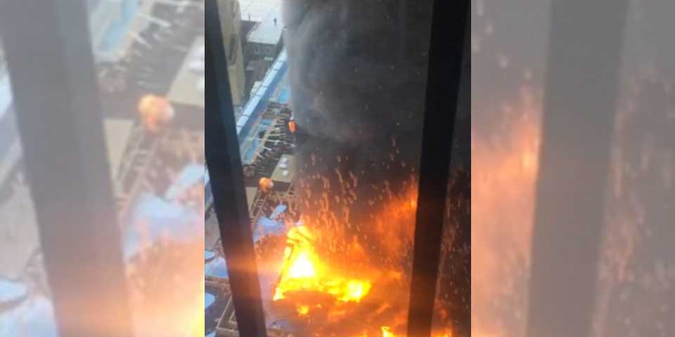 Video: incendio consume hospital en Nueva York