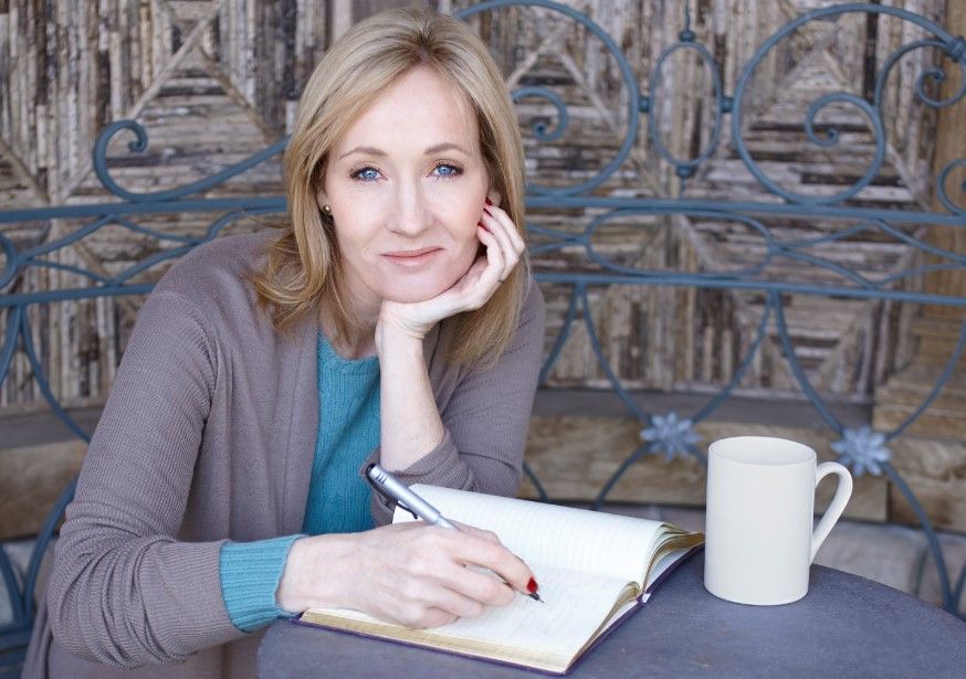 J.K. Rowling confirma que trabaja en dos nuevas novelas - jkrowling