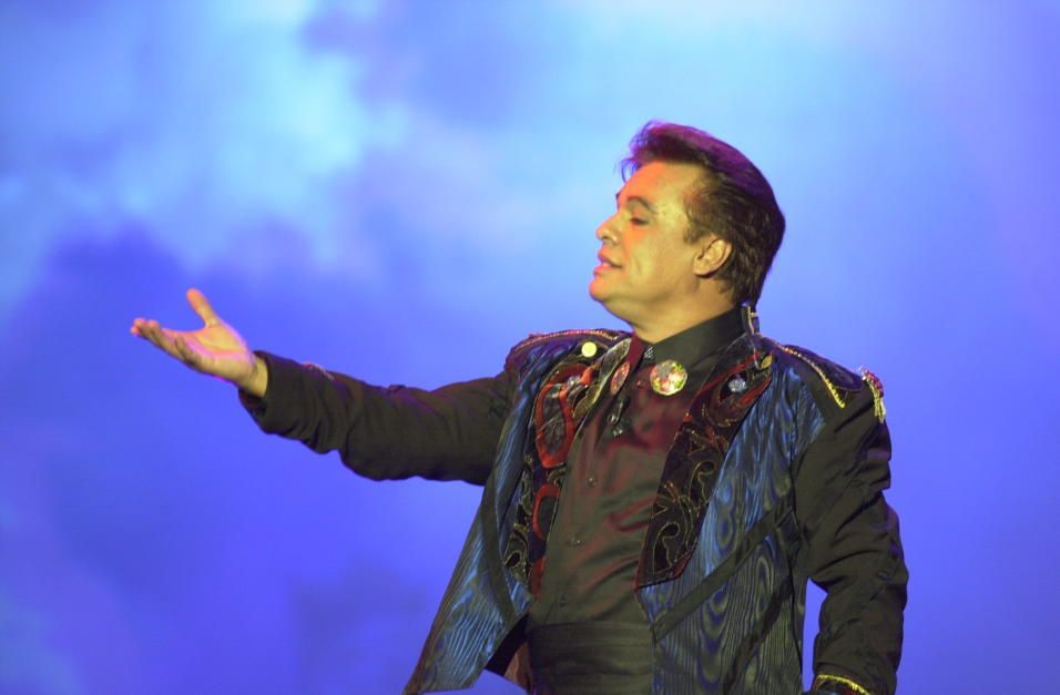 Revelan detalles personales de Juan Gabriel en nuevo libro - juan-gabriel-I
