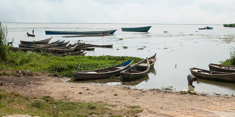 Naufragio deja 9 muertos y 21 desaparecidos en Uganda Naufragio deja 9 muertos y 21 desaparecidos en Uganda