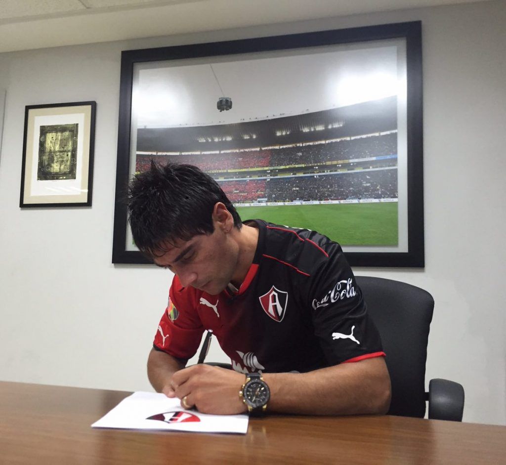 Matías Alustiza pasa al Atlas - matías-alustiza-atlas-3-1024x941