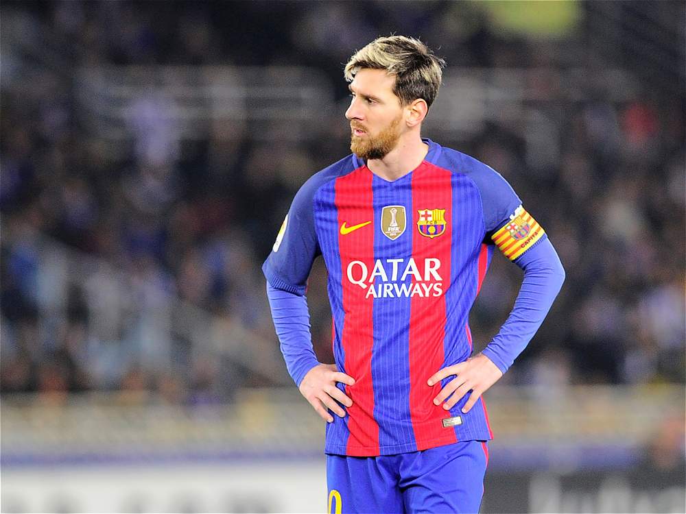 CR7 no aparece en la alineación de jugadores más valiosos del 2016 - messi-2