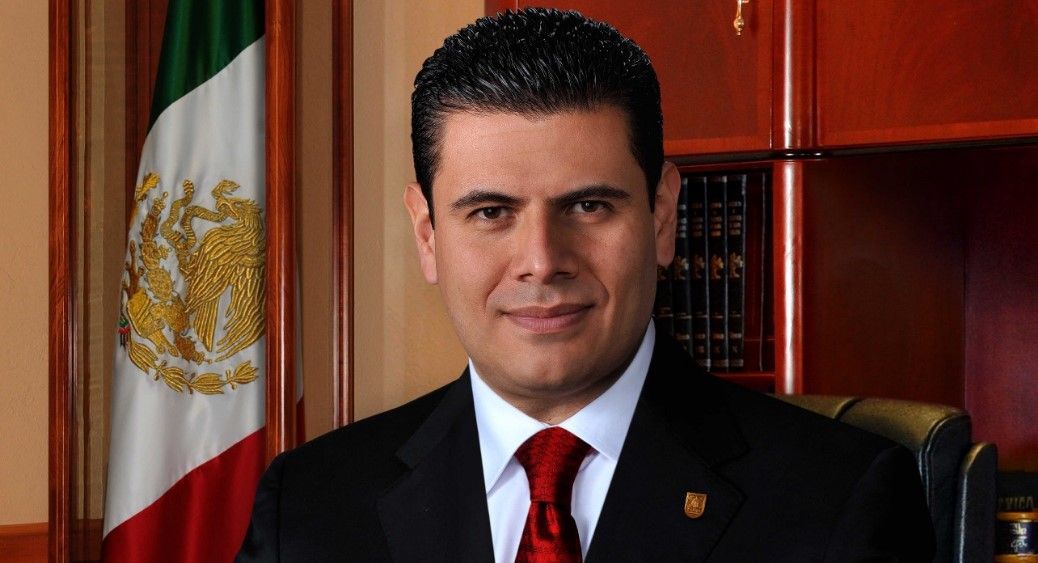 Denuncian a director de Fonatur por desvío de recursos