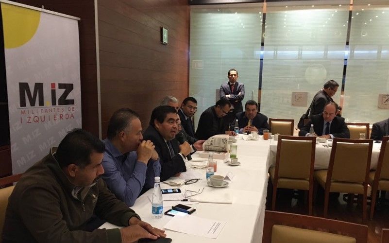 Presentan nueva corriente perredista