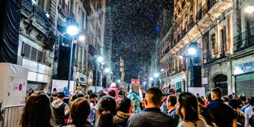 La Ciudad de México se llena de ‘nieve’