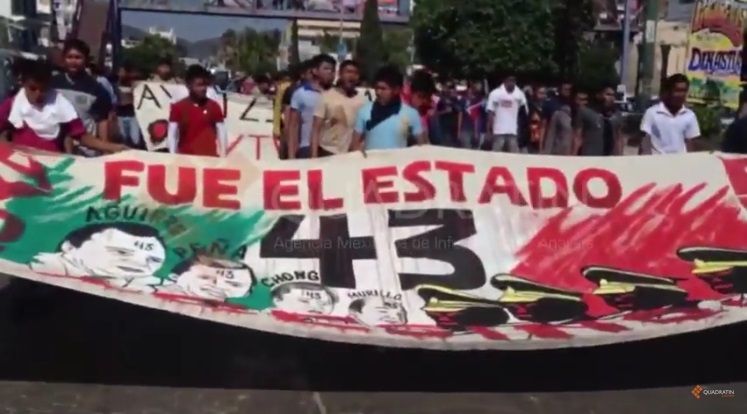 Marchan por normalistas muertos en desalojo violento en 2011 - normalistas-guerrero-5-años-1