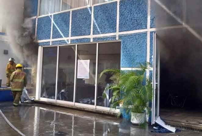 Queman paquetería electoral en el PAN de Oaxaca - oaxaca