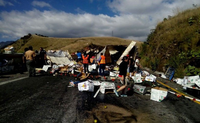 Choque en autopista deja 6 muertos en Puebla - orizaba-Puebla