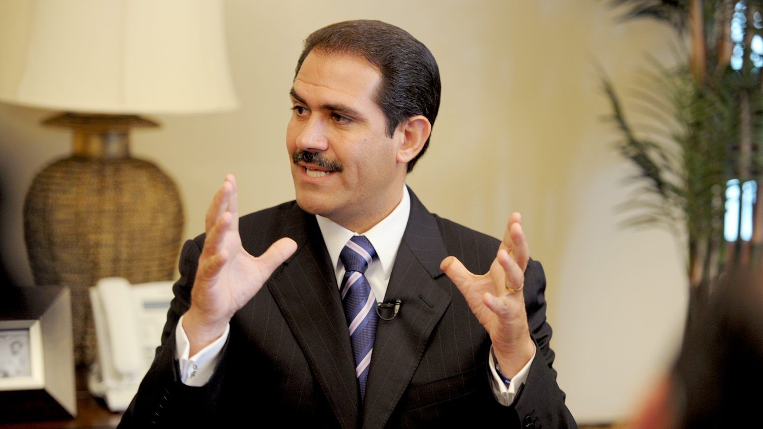 Impugna PGR amparos de Guillermo Padrés