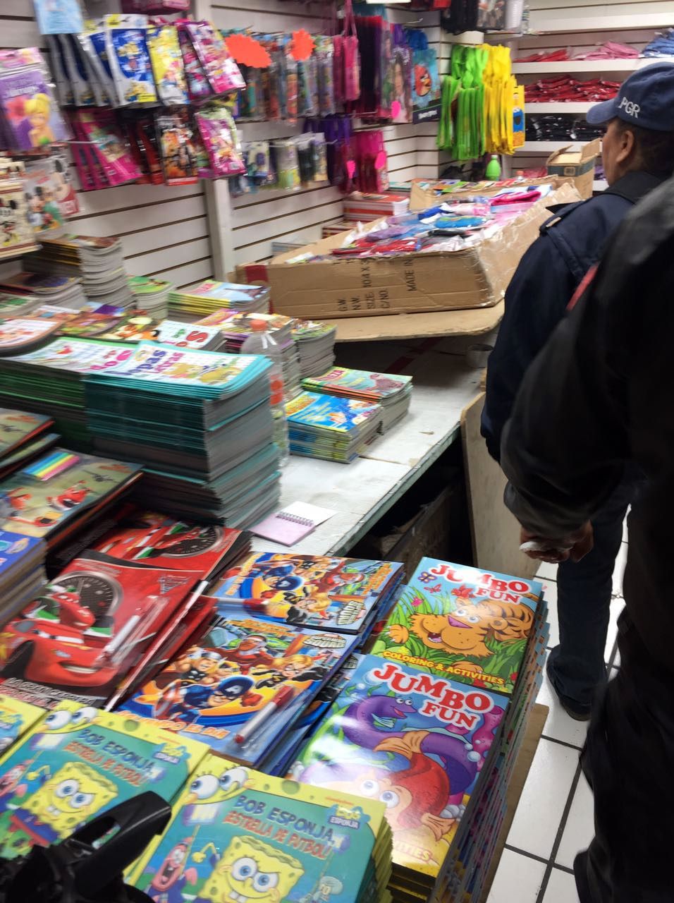 PGR decomisa más de ocho mil artículos piratas - pgr-02