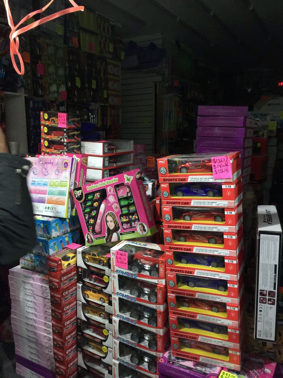 PGR decomisa más de ocho mil artículos piratas - pgr-03