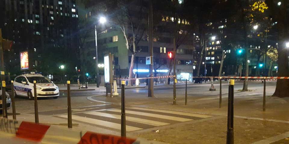 Hombre armado toma siete rehenes en París