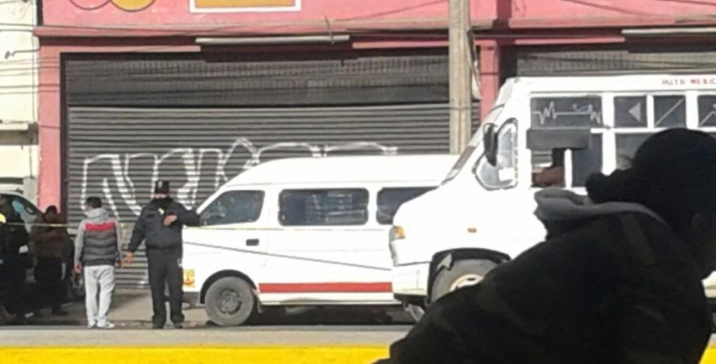 Pasajero y asaltante mueren en unidad de transporte público - quadratin-combi-edo-mex-2-1024x521