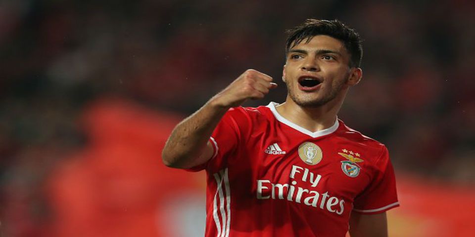 Incertidumbre en Benfica por posible salida de Jiménez