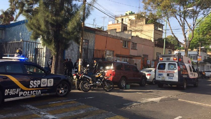 Detienen a sujeto que mantenía a sus hijos como rehenes