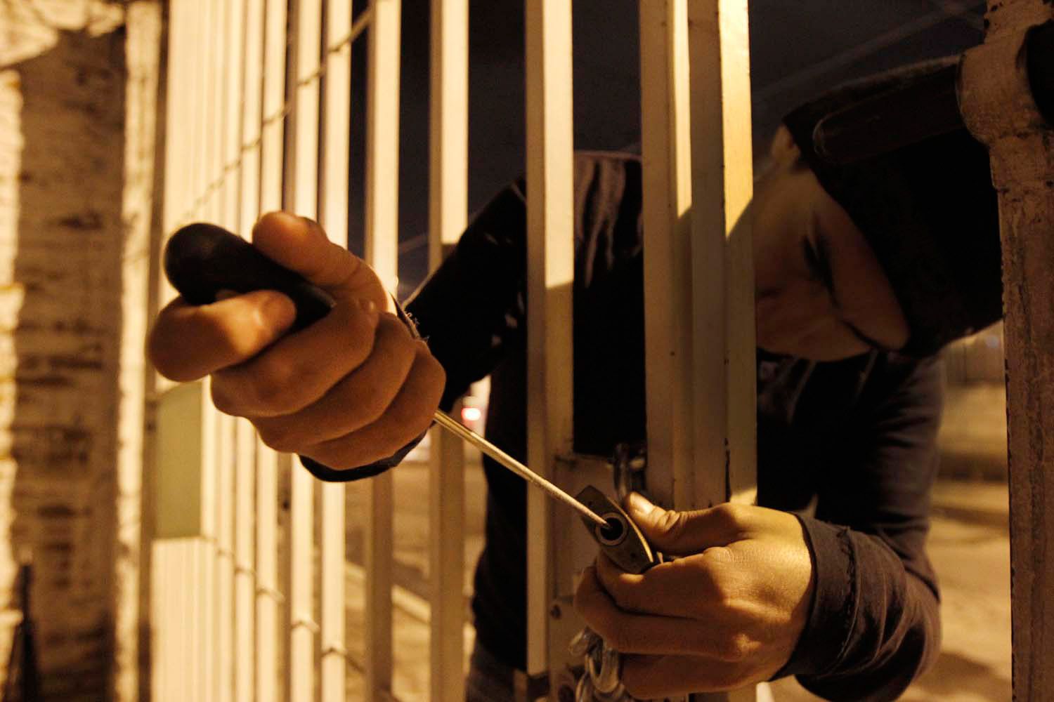 Roban casas en las Lomas durante Navidad