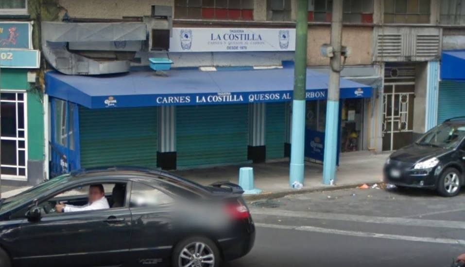 Hombre que disparó a asaltante en taquería se presenta ante el MP - taquería-la-costilla-1