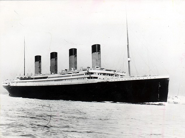 Revelan posible causa del hundimiento del Titanic