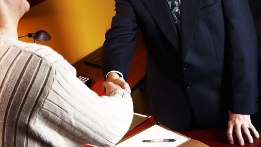 Los empleos temporales más solicitados en fin de año Los empleos temporales más solicitados en fin de año