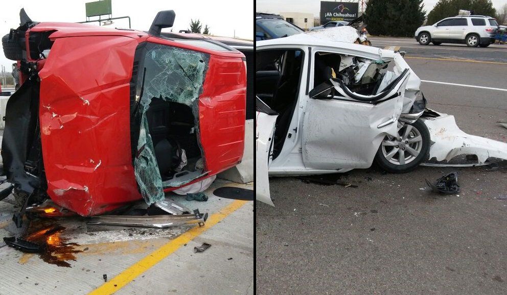 Video: tráiler embiste a dos vehículos en caseta de Chihuahua