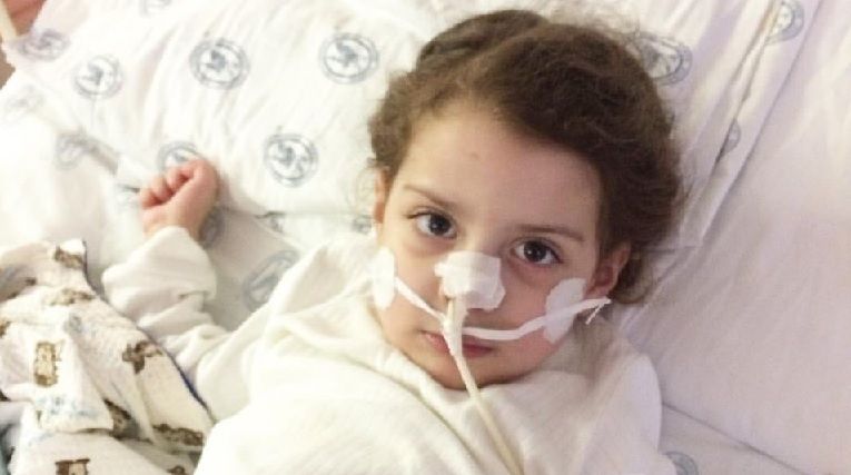 Trasplantan corazón a menor de 4 años en México