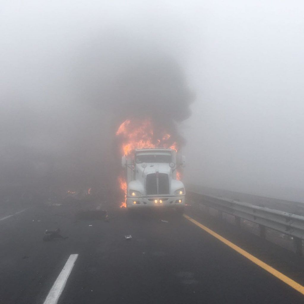 Tráiler se incendia en Autopista Puebla-Veracruz - traíler-puebla-1024x1024