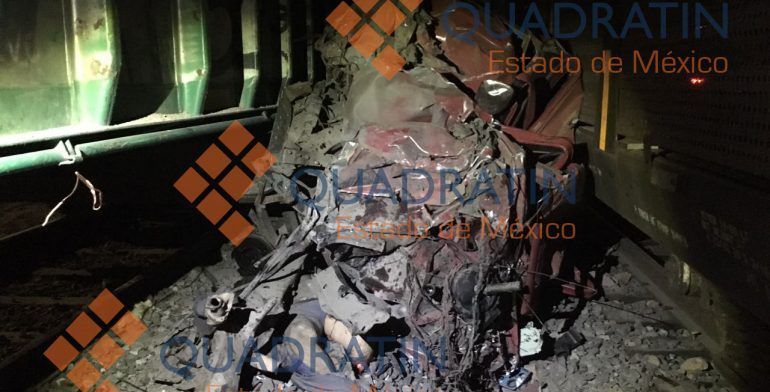 Choque de camioneta contra tren deja un muerto en Tultitlán - tren-I