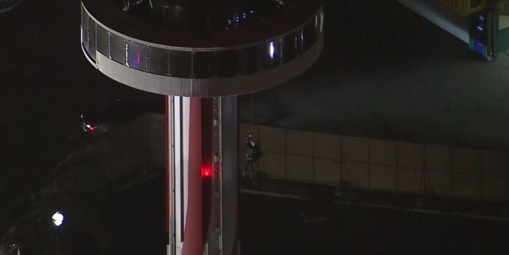 Atrapadas 21 personas en juego mecánico en California - tuit-abc-sky-cabin-1024x514