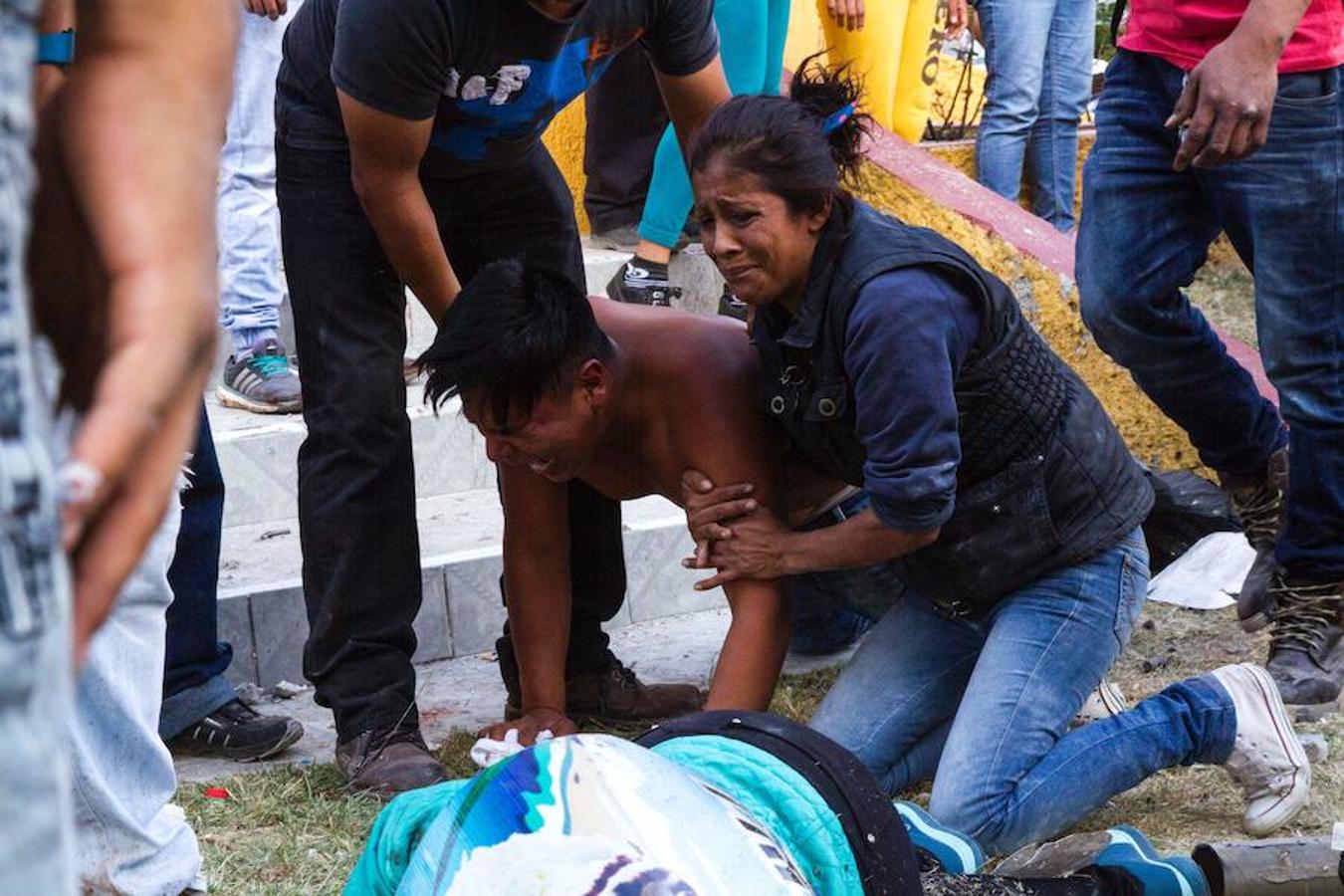 Galería: imágenes de la tragedia en Tultepec - tulte1