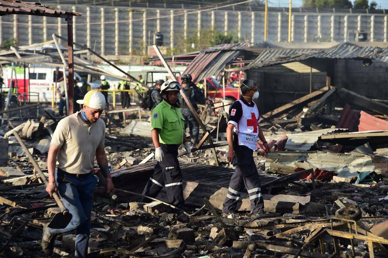 Galería: imágenes de la tragedia en Tultepec - tulte10
