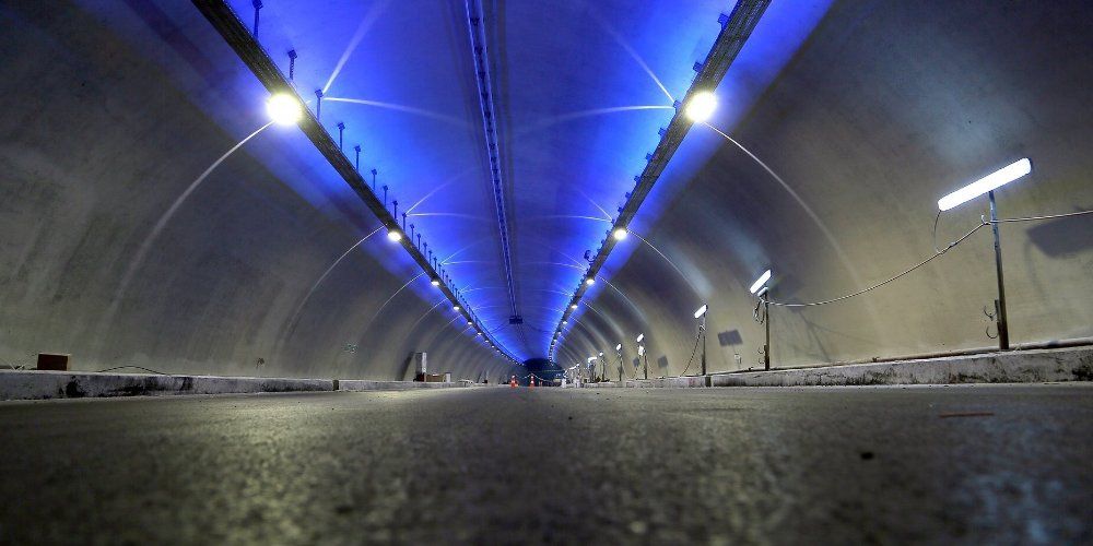 Inauguran en Turquía túnel submarino que conecta Europa y Asia