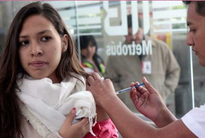 Instalan módulos de vacunación contra influenza en el Metrobús Instalan módulos de vacunación contra influenza en el Metrobús