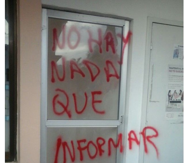 Vandalizan patrulla durante informe de alcalde chiapaneco
