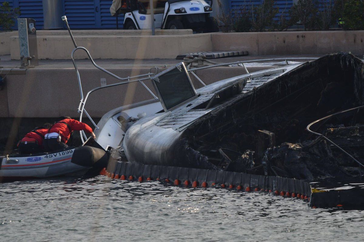 Mueren 3 personas al incendiarse un yate en Italia - yate-italia-2