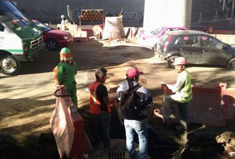 Zanja afecta circulación vial en la autopista México-Cuernavaca - zanja-mexico-cuernavaca-1