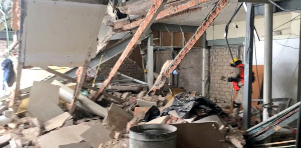 Derrumbe de bóveda deja cuatro muertos en Jalisco - zapopan-derrumb-I-1024x505