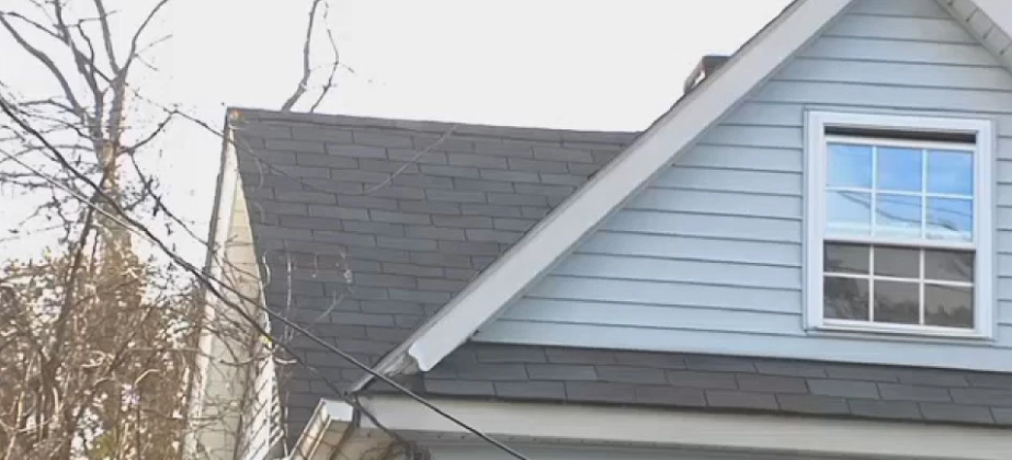 Abuela encuentra el cuerpo de su nieto momificado en el ático